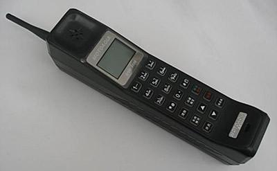 old-cellphone-1.jpg