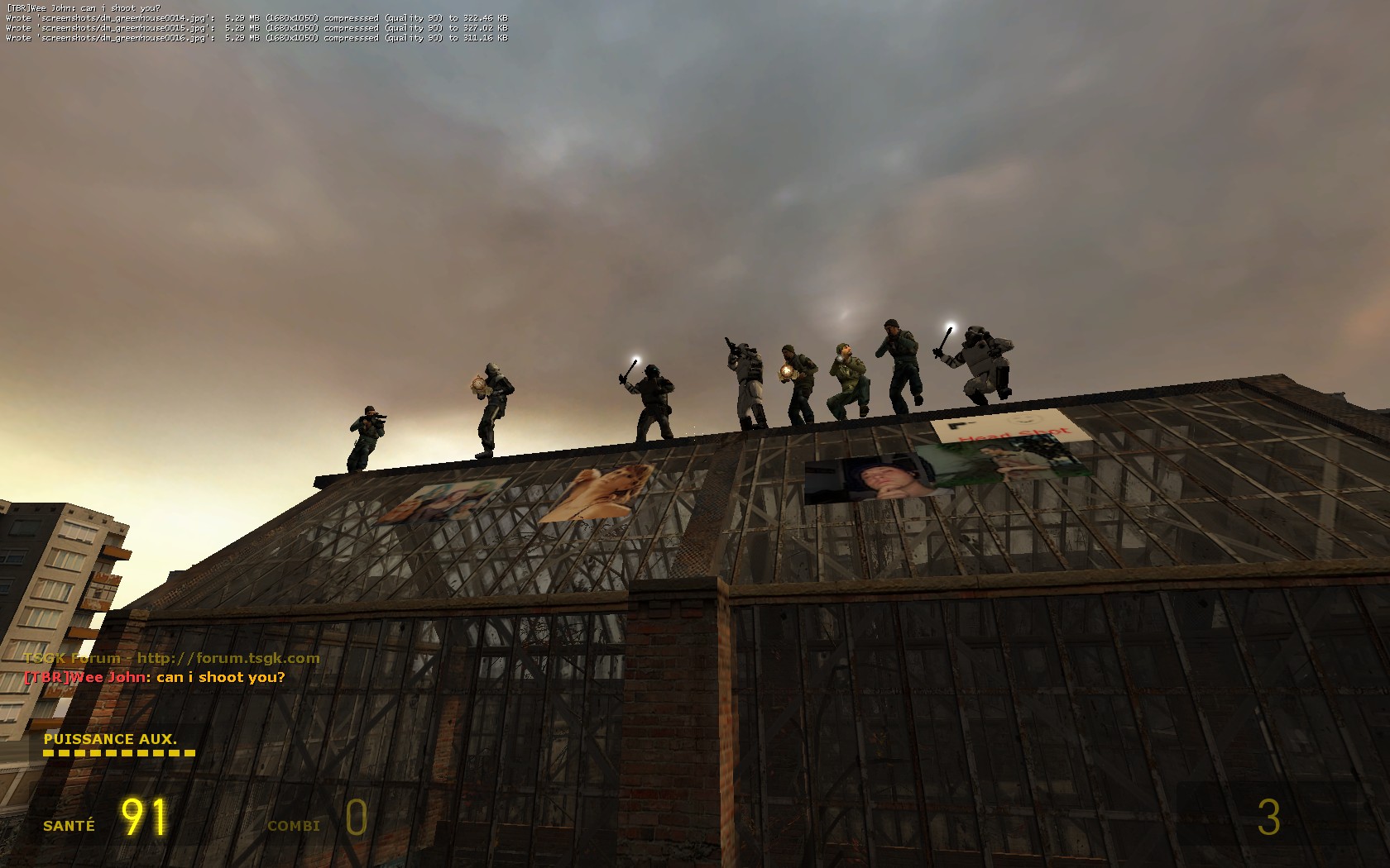On the roof2.jpg